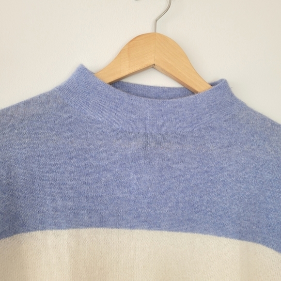 TAHARI 100% CASHMERE 2 ply Pure Luxe Color Block Long Sleeve Mock Neck Sweater - Picture 3 of 9